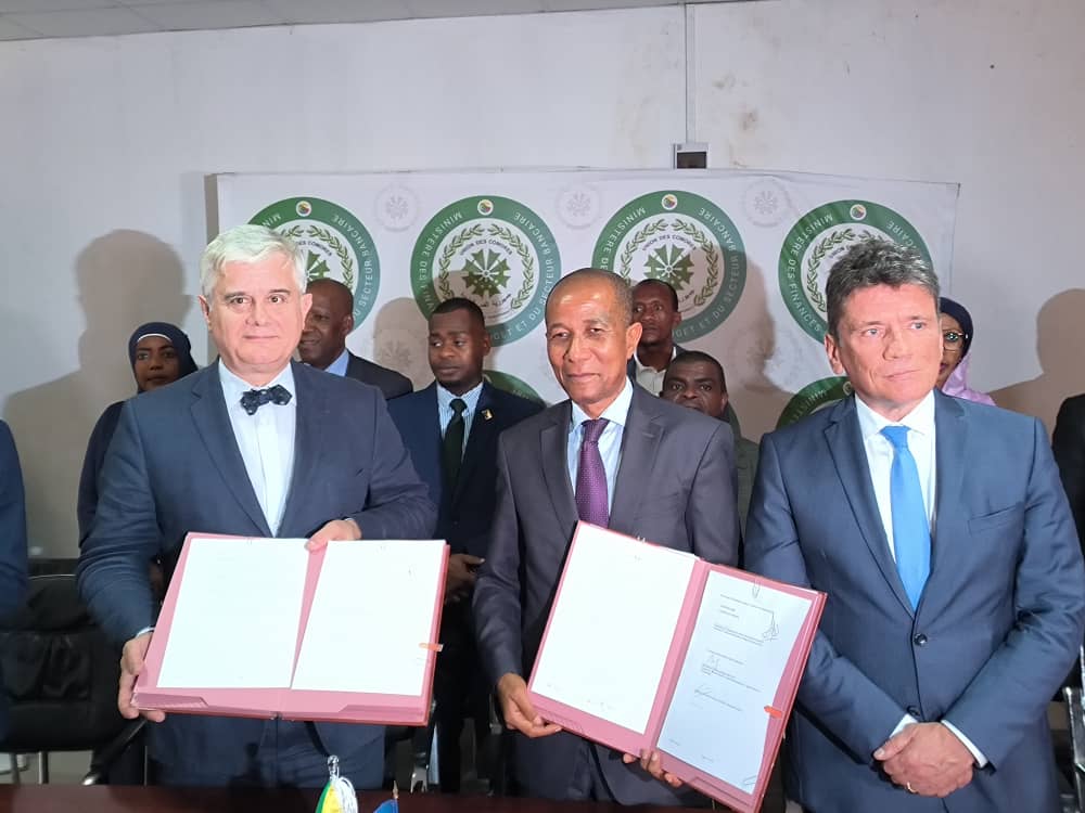 image Deux conventions signées avec l’AFD pour 13,5 millions d’euros